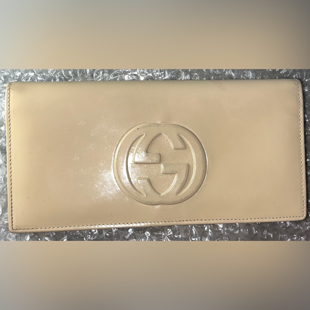 Gucci Cream Leather Wallet